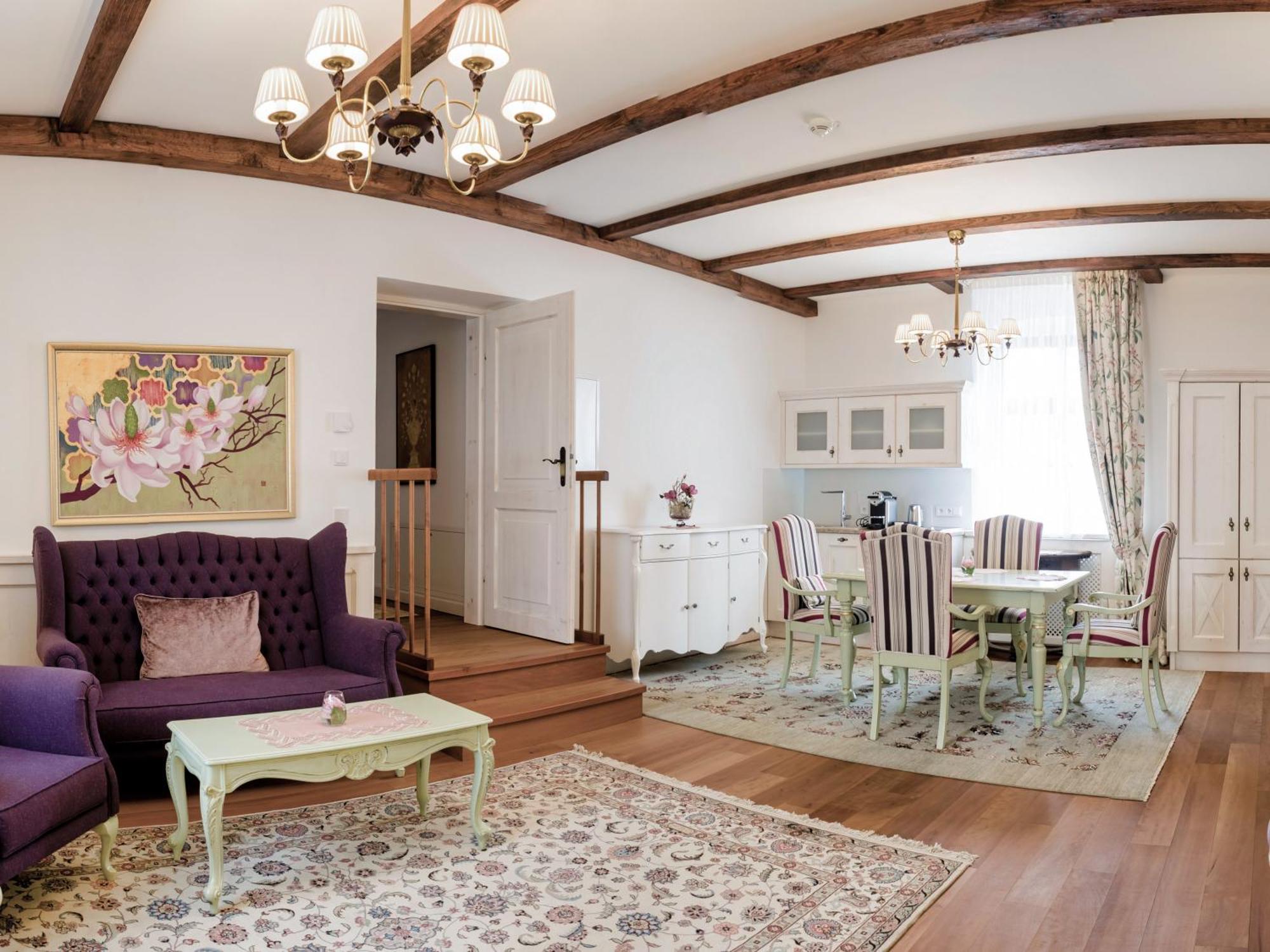 Schloss Thalheim Sankt Poelten Phòng bức ảnh