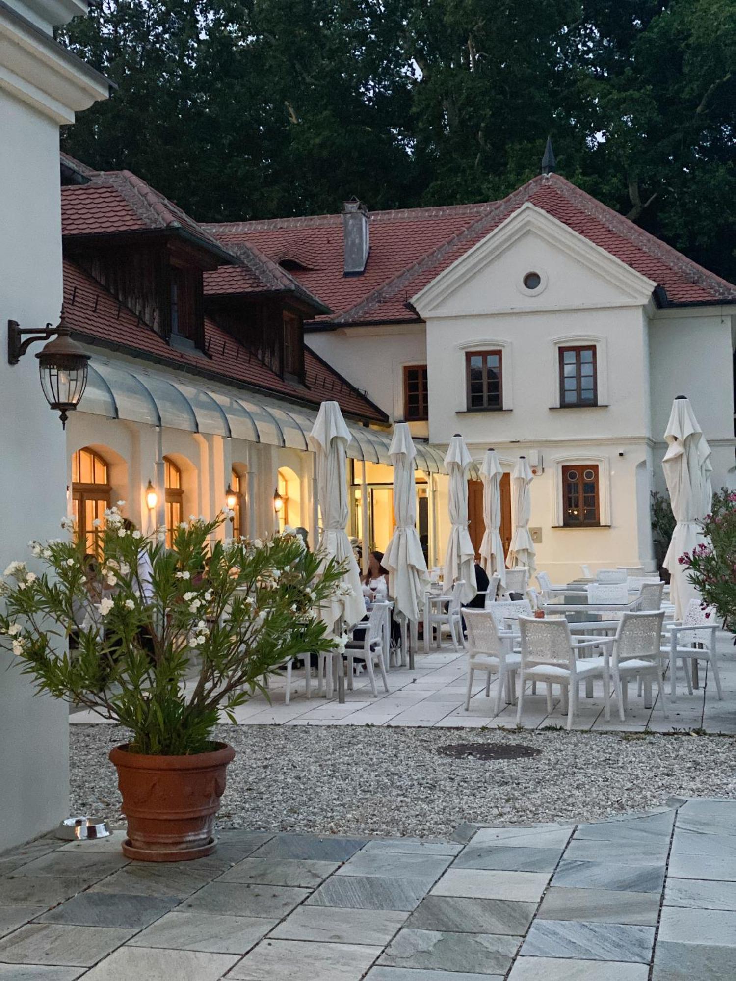 Schloss Thalheim Sankt Poelten Ngoại thất bức ảnh